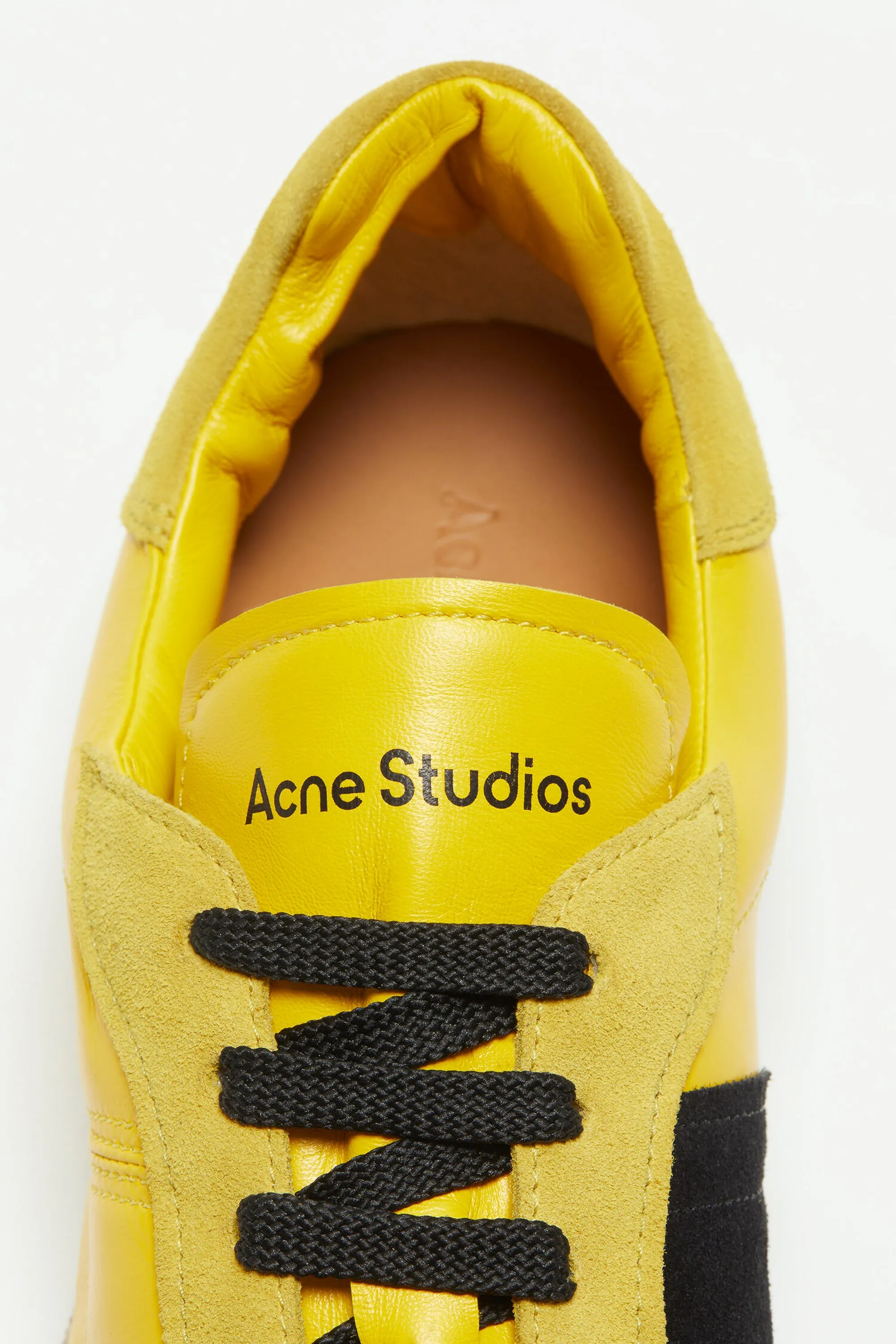 Bars Sneakers