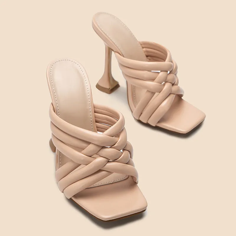Cross strap glass with sandals