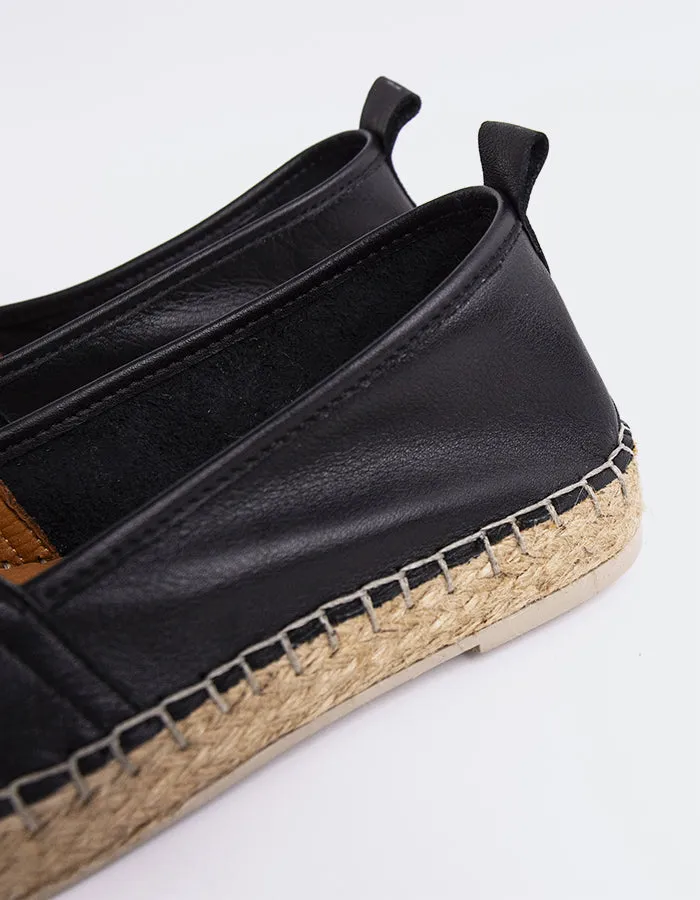 Medusa Black Leather