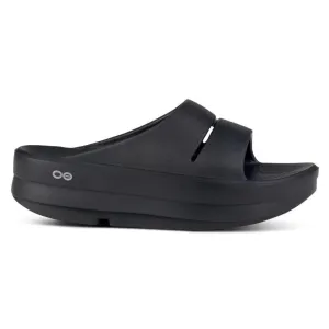 OOFOS OOmega OOahh Black Sandal (Unisex)