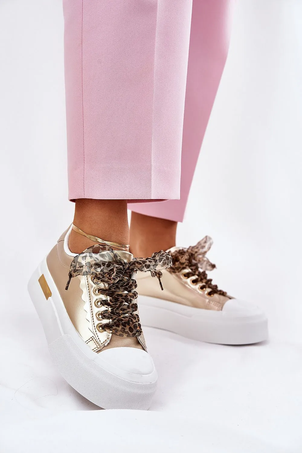 Sneakers model 209816 Step in style