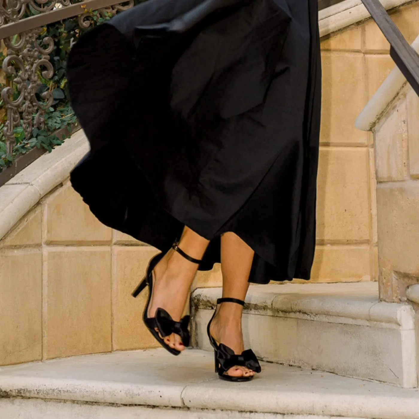 The Pashionista - Coal Satin Bow 3 Stiletto