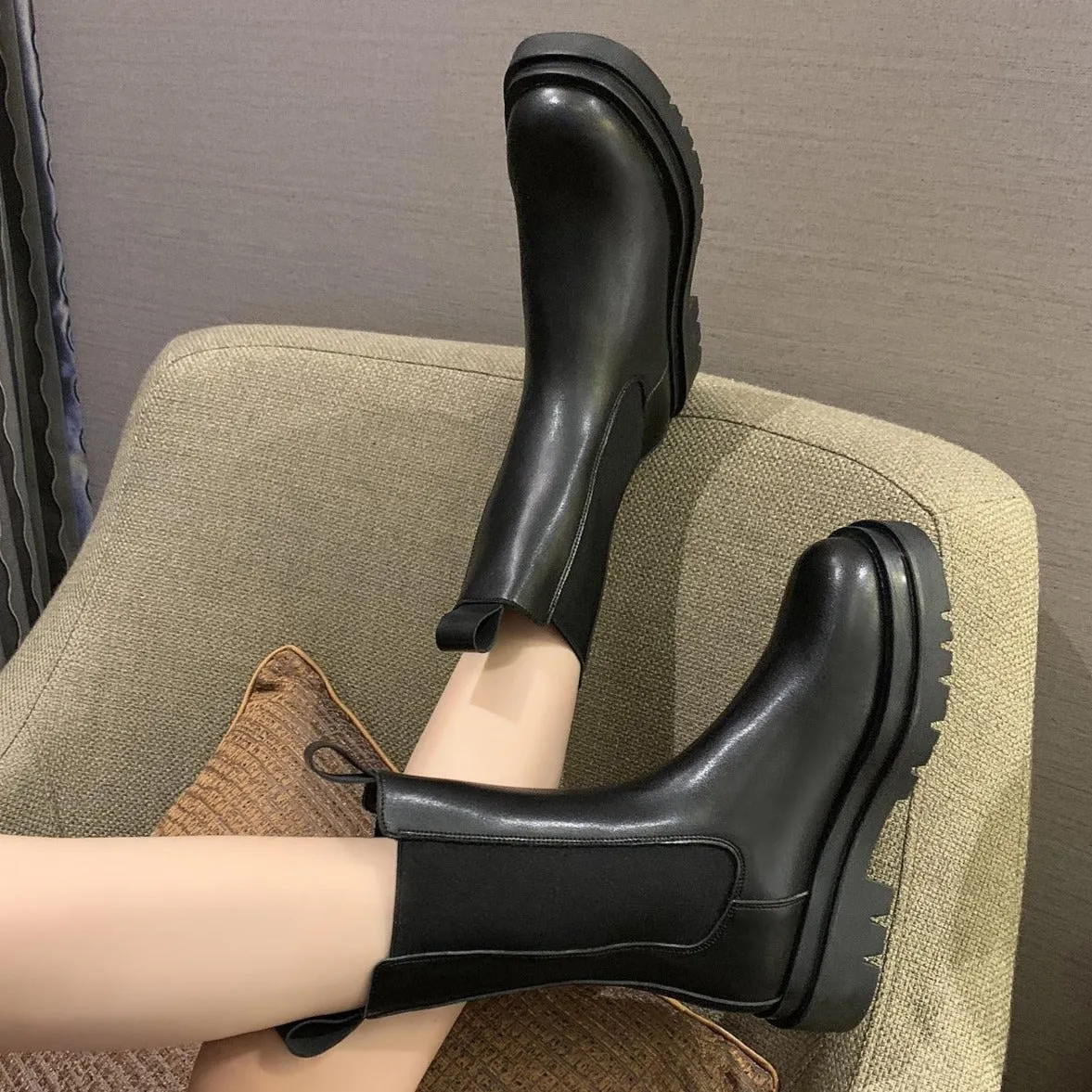 Women's black mid calf chelsea boots chunky platform short boots
