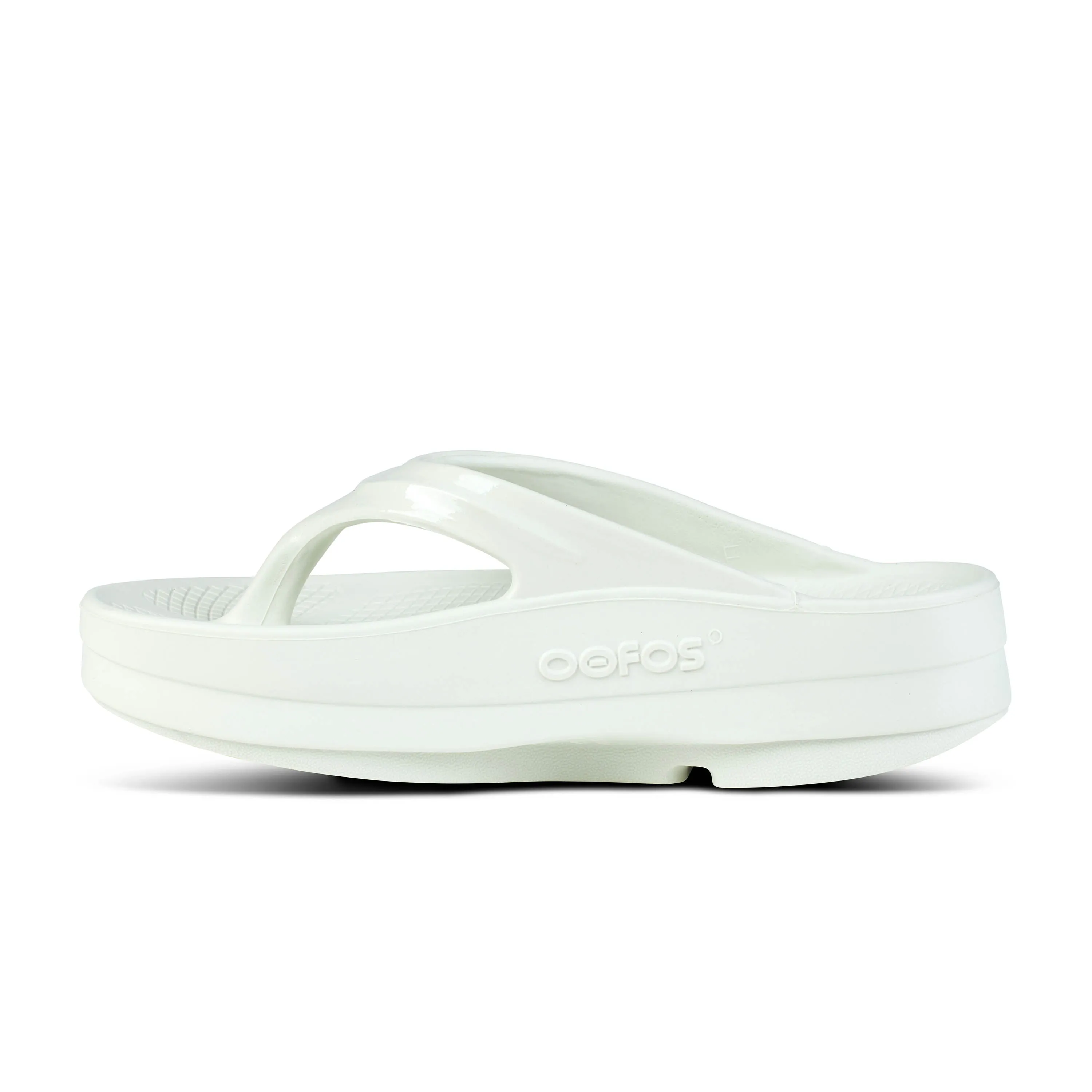 Women's OOmega OOlala Toe Post Sandal in Cosmic Gray